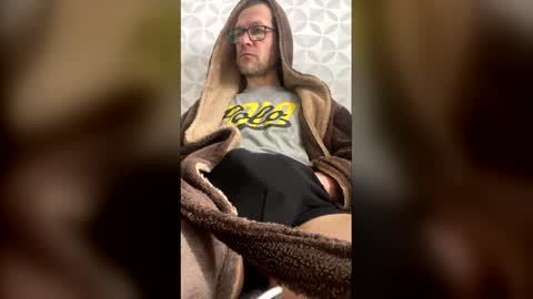 petrovichxxx81 online show from April 2026 09:36:01 AM