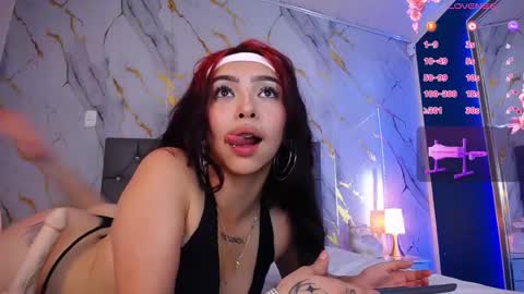 Pettit Courtny online show from February 2025 10:42:02 PM
