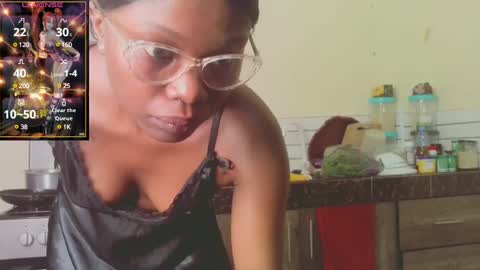 Snapshot of pettitemellany chatting on January 2025 08:51:02 PM pettitemellany online show from January 2025 08:51:02 PM