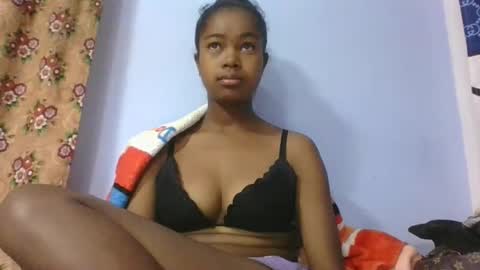 phania185885 online show from March 2026 05:35:01 AM