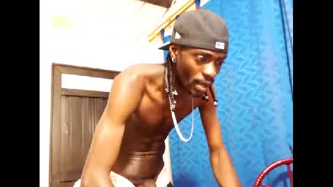 2 pac shakur online show from January 2025 12:20:01 AM