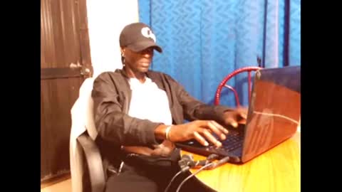 2 pac shakur online show from January 2025 02:47:01 AM