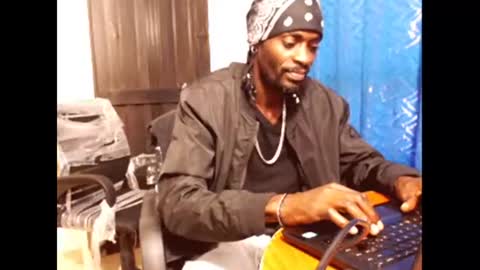 2 pac shakur online show from February 2025 09:15:02 PM