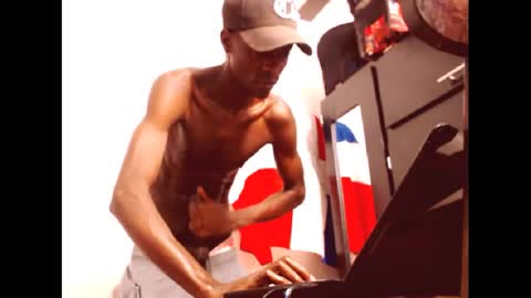 2 pac shakur online show from September 2025 04:19:02 PM