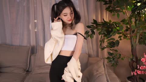 Hitomi oo online show from December 2024 12:05:01 PM