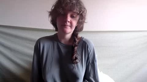 sophie online show from March 2025 03:02:02 PM