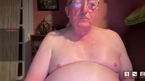 Snapshot of phrodeaux chatting on February 2026 05:07:02 AM Phrodeaux online show from February 2026 05:07:02 AM