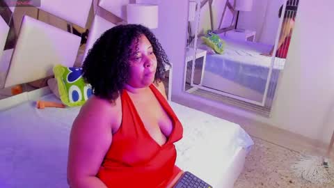 phyllisdunbar online show from April 2026 07:32:01 PM