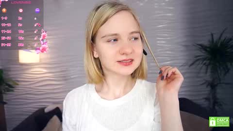 Hann G. Jones online show from December 2025 04:06:01 AM