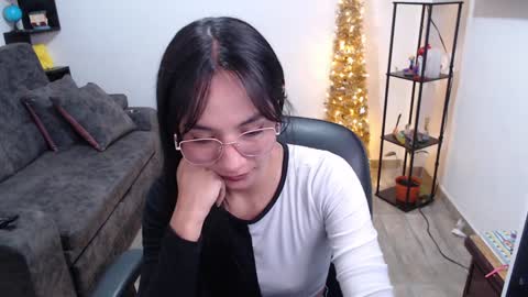 Snapshot of pia_horny chatting on December 2024 08:50:02 PM Pia online show from December 2024 08:50:02 PM