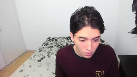 picaszomilos350 online show from February 2026 11:47:02 PM