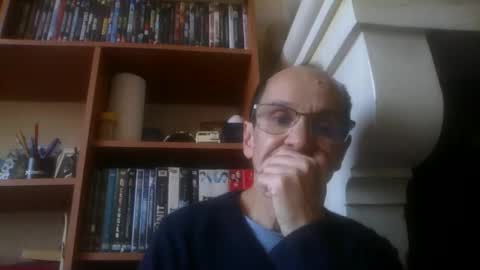 pichoun71 online show from February 2025 01:52:01 PM