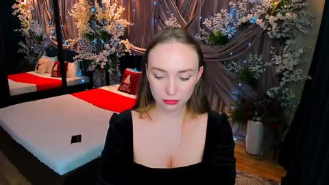 Emelie online show from January 2025 02:09:01 PM