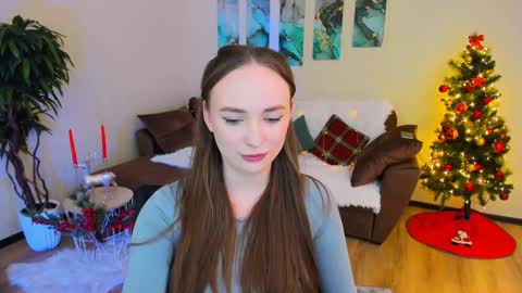 Emelie online show from January 2025 02:04:01 PM