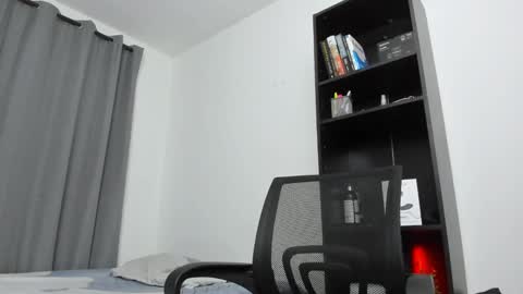 Pierre online show from January 2025 11:50:02 PM