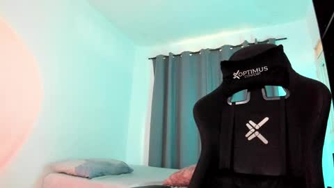 Pierre online show from April 2026 06:52:02 PM