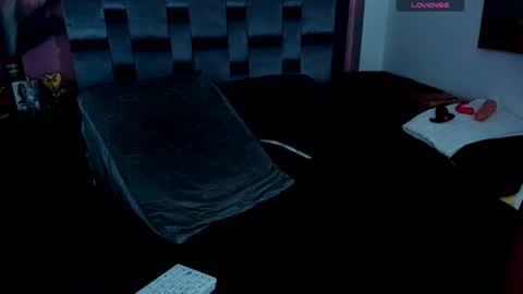 Snapshot of piggy_eddy chatting on January 2025 02:06:02 AM Eddy Brock... Its a pleasure to talk to... online show from January 2025 02:06:02 AM