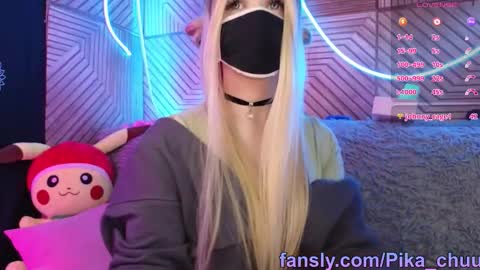 Sonya online show from September 2025 10:36:01 PM