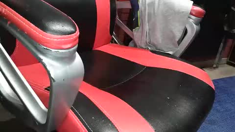 Pils online show from September 2025 09:04:01 PM