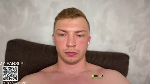 Snapshot of pimple_gang chatting on July 2026 08:03:02 PM Sasha online show from July 2026 08:03:02 PM