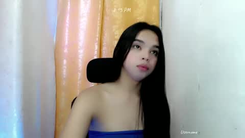 Snapshot of pinay_heart chatting on January 2025 04:15:01 AM heart online show from January 2025 04:15:01 AM
