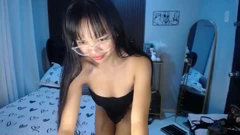 Snapshot of pinay_slutx chatting on February 2025 05:27:01 PM dee online show from February 2025 05:27:01 PM