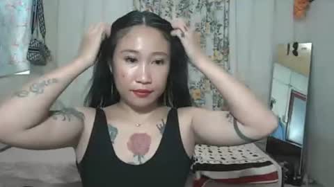 yumie  online show from May 2026 08:00:02 AM