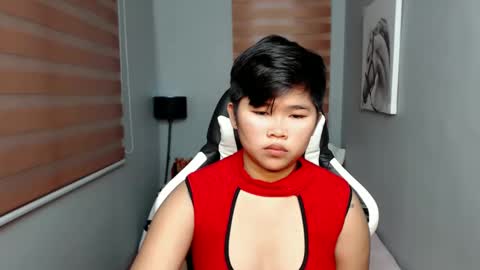 Snapshot of pinayprincesslyn chatting on January 2025 01:42:01 AM Lyn the Lesbian online show from January 2025 01:42:01 AM