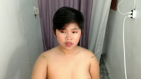 Snapshot of pinayprincesslyn chatting on February 2025 11:50:02 AM Lyn the Lesbian online show from February 2025 11:50:02 AM