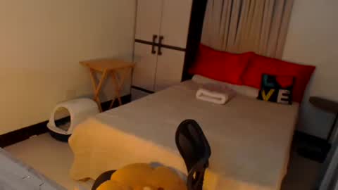 PinaySluttyAira online show from April 2026 02:25:02 AM