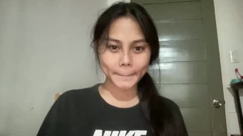 pinaysofia online show from September 2025 12:05:02 PM