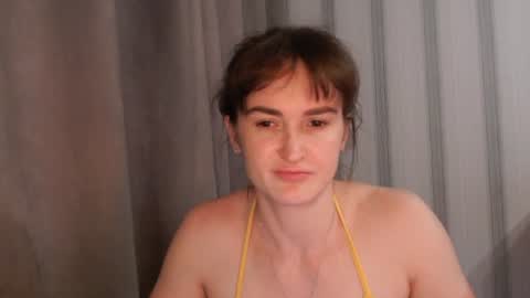 Snapshot of pineapple__mood chatting on July 2026 10:07:02 AM online show from July 2026 10:07:02 AM