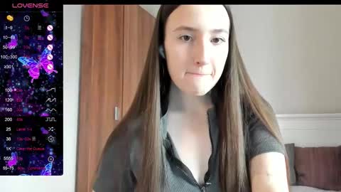 pingviluly online show from November 2025 06:26:02 AM