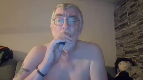 Michael online show from December 2025 07:10:01 PM