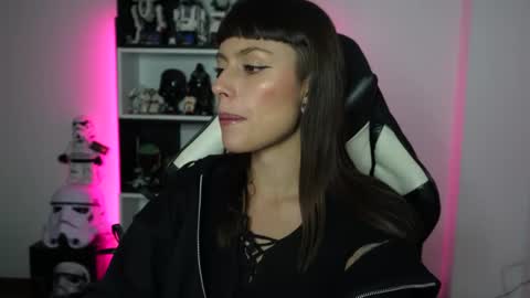 Emily online show from April 2026 02:04:01 AM