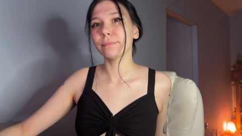 pinkdollylovv online show from May 2026 08:47:01 PM