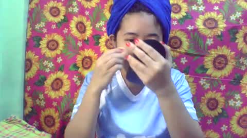 Hi  its me shine  online show from February 2025 05:05:02 AM