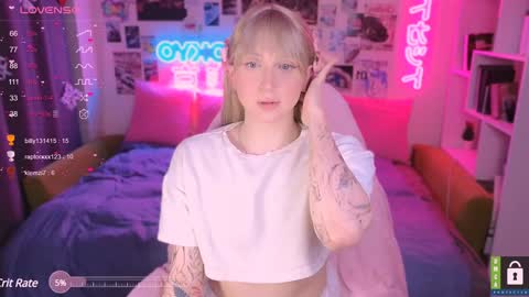 pinkvenom_ online show from January 2025 07:18:01 PM