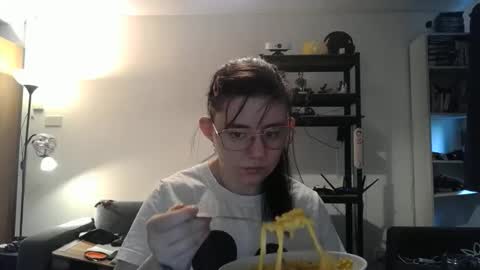 pinkwife97 online show from September 2025 09:22:02 AM