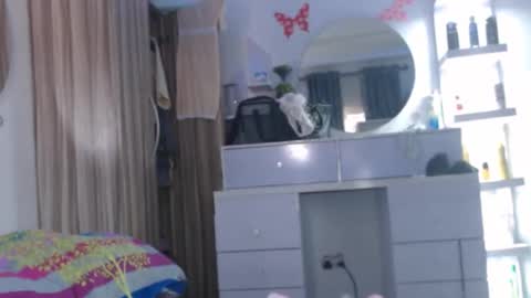 Snapshot of pinkxjuicy chatting on October 2025 03:54:02 PM pinkxjuicy online show from October 2025 03:54:02 PM