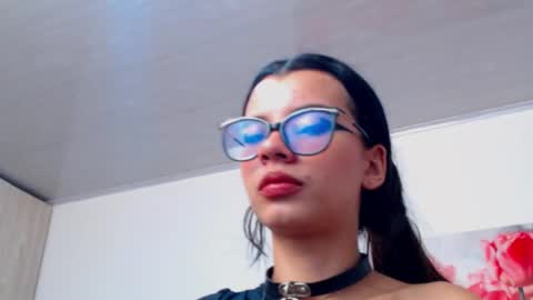 pinky_f00x online show from February 2026 08:07:02 PM
