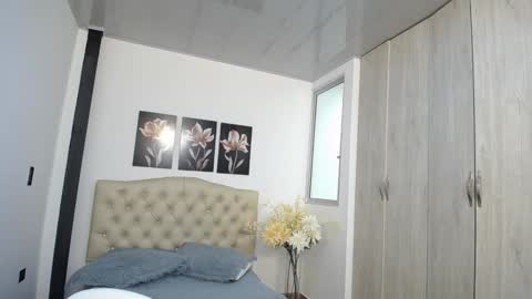 pinky_f00x online show from March 2026 07:53:02 PM