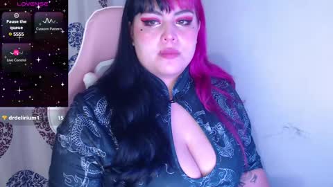 Pau online show from January 2025 11:35:01 PM