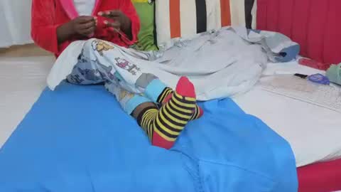 pinky_winky2 online show from November 2025 06:21:01 PM