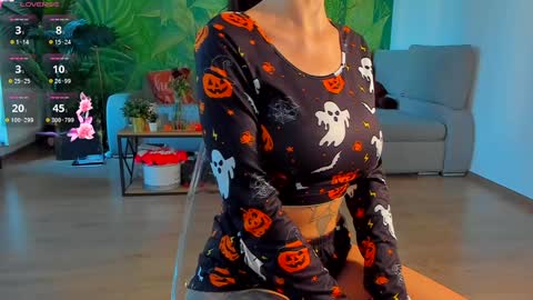 Pinkyishere online show from October 2025 01:34:01 PM