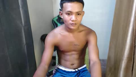 pinoy_fucker18 online show from April 2026 04:12:01 AM