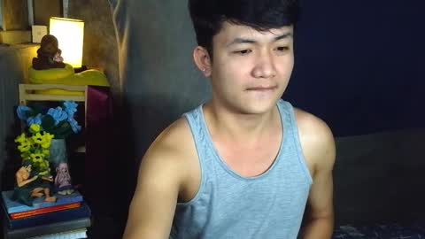 Snapshot of pinoy_petitehugecock chatting on March 2026 05:29:01 PM alex online show from March 2026 05:29:01 PM
