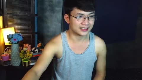 Snapshot of pinoy_petitehugecock chatting on May 2026 10:55:02 AM alex online show from May 2026 10:55:02 AM