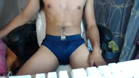 Snapshot of pinoy_studz chatting on February 2025 11:43:02 AM pinoy_studz online show from February 2025 11:43:02 AM