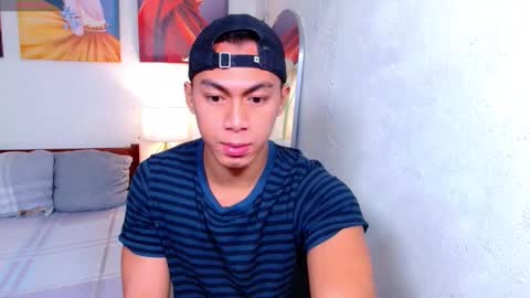 Snapshot of pinoymilker chatting on December 2024 09:12:02 PM ethan online show from December 2024 09:12:02 PM